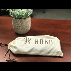 Hobo Lauren Clutch Wallet
